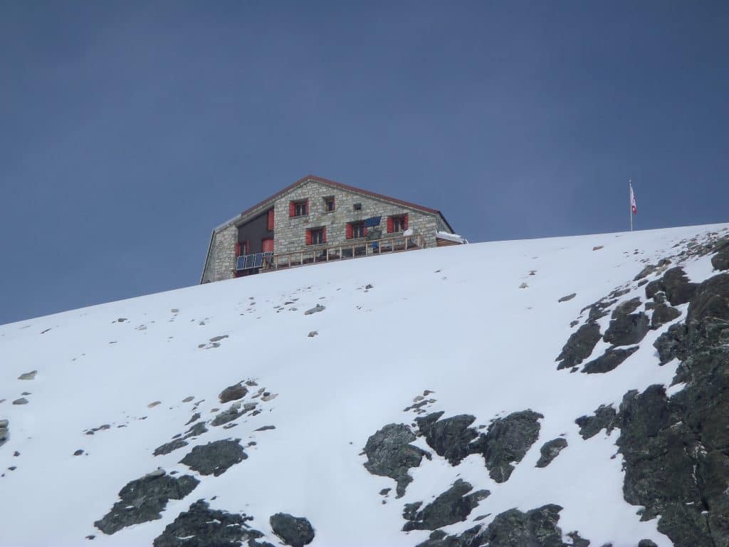 Cabane des vignettes sur Chamonix Zermatt